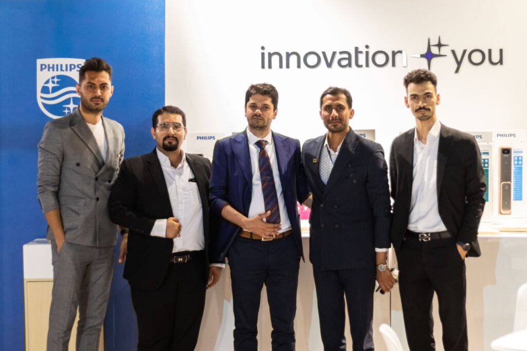 عکس نمایشگاه